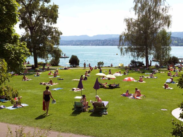 Zürich, Stadtbad Tiefenbrunnen