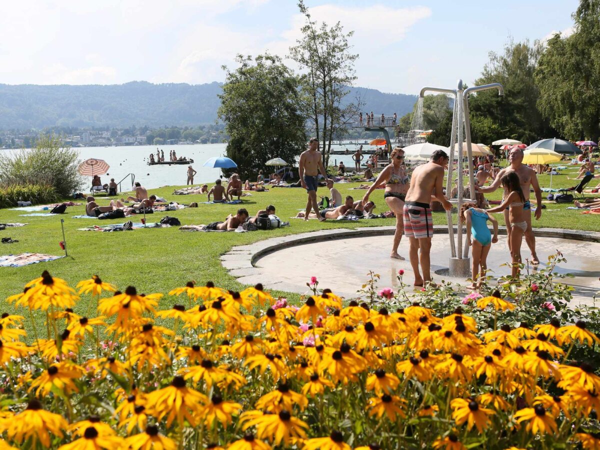 Zürich, Stadtbad Tiefenbrunnen