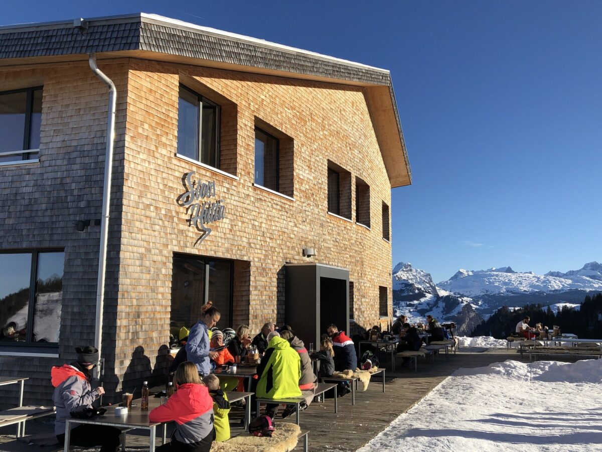 Stoos, Stoos Hüttä