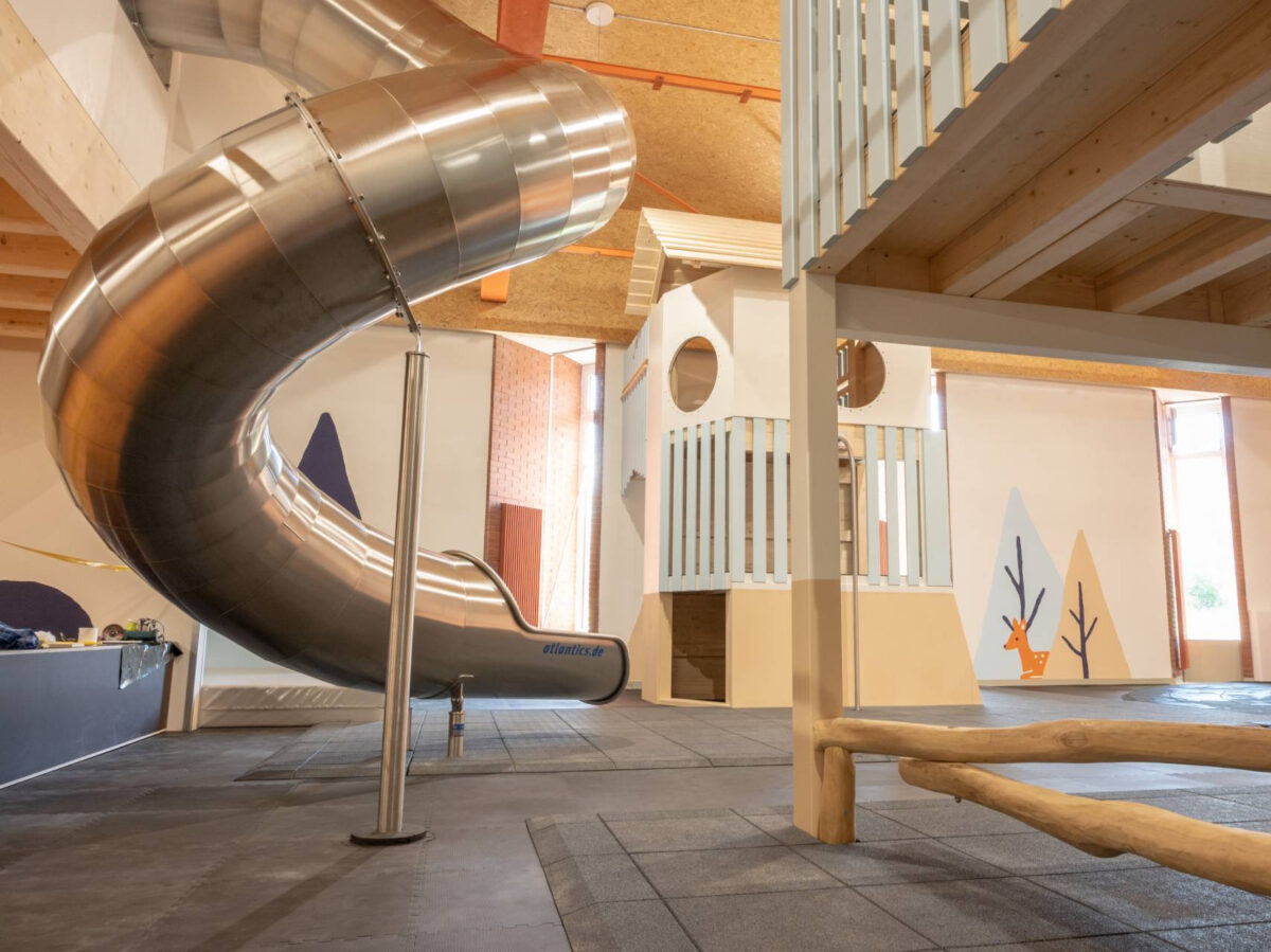 Ibach, Spinnerei, Spielhalle