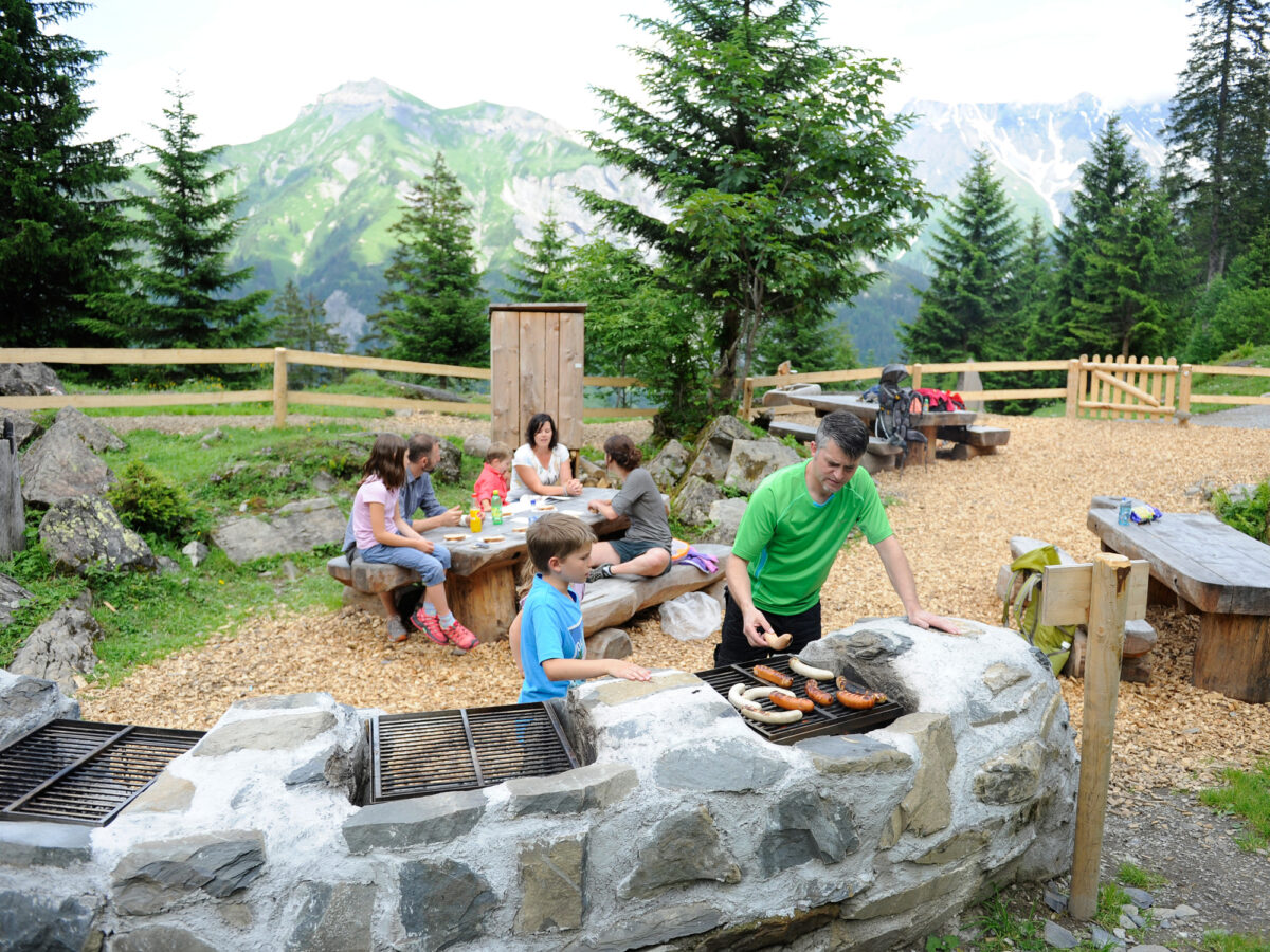 Elm, Erlebnisweg Riesenwald