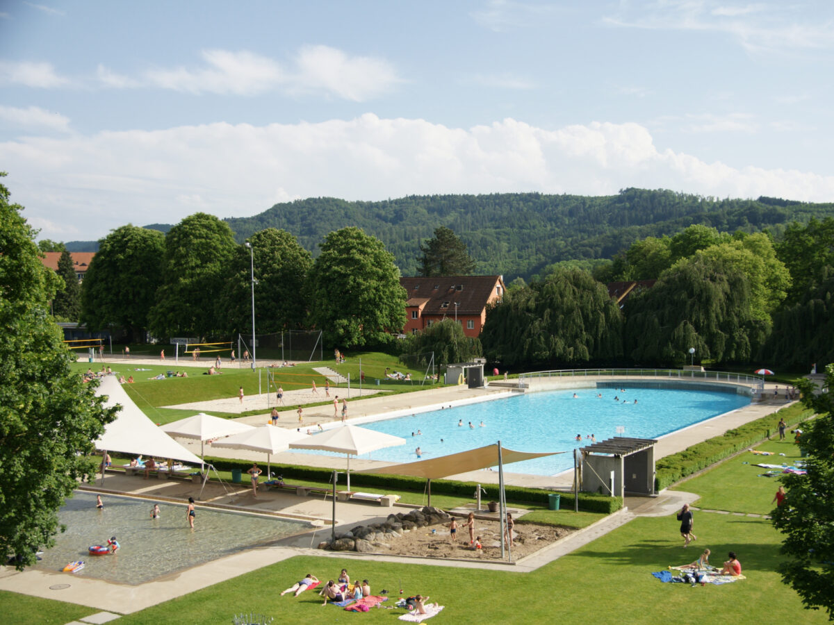 Baden, Freibad Terrassenbad