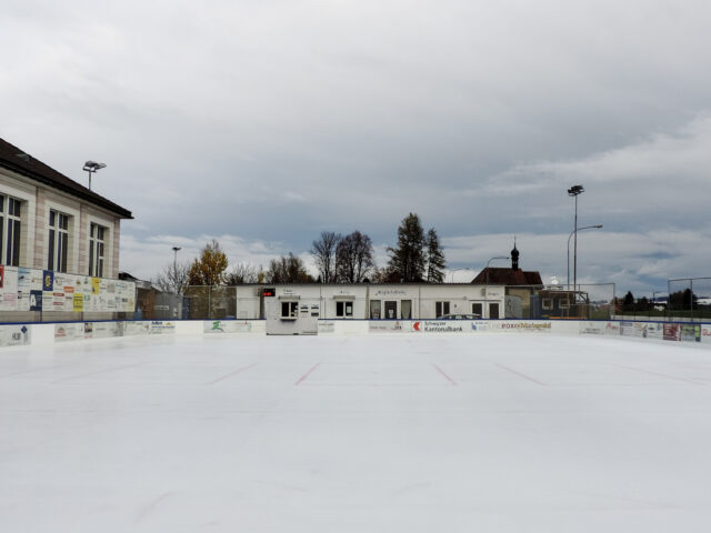 Einsiedeln, Eisfeld, Schlittschuh