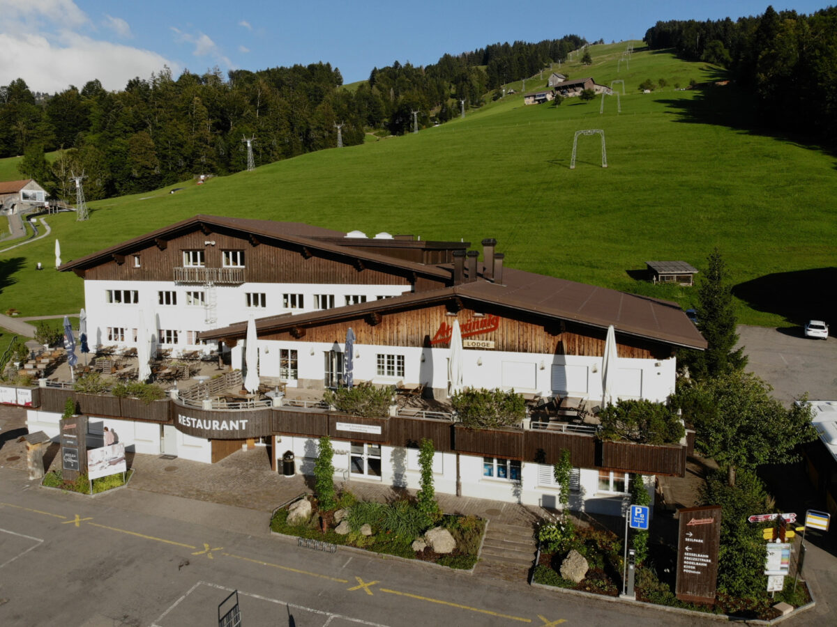 Atzmännig, Atzmännig Lodge
