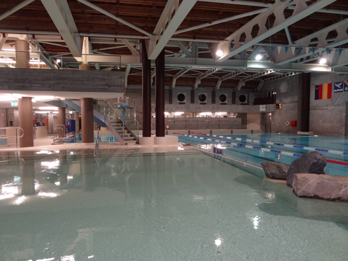 Eschen, Hallenbad Eschen