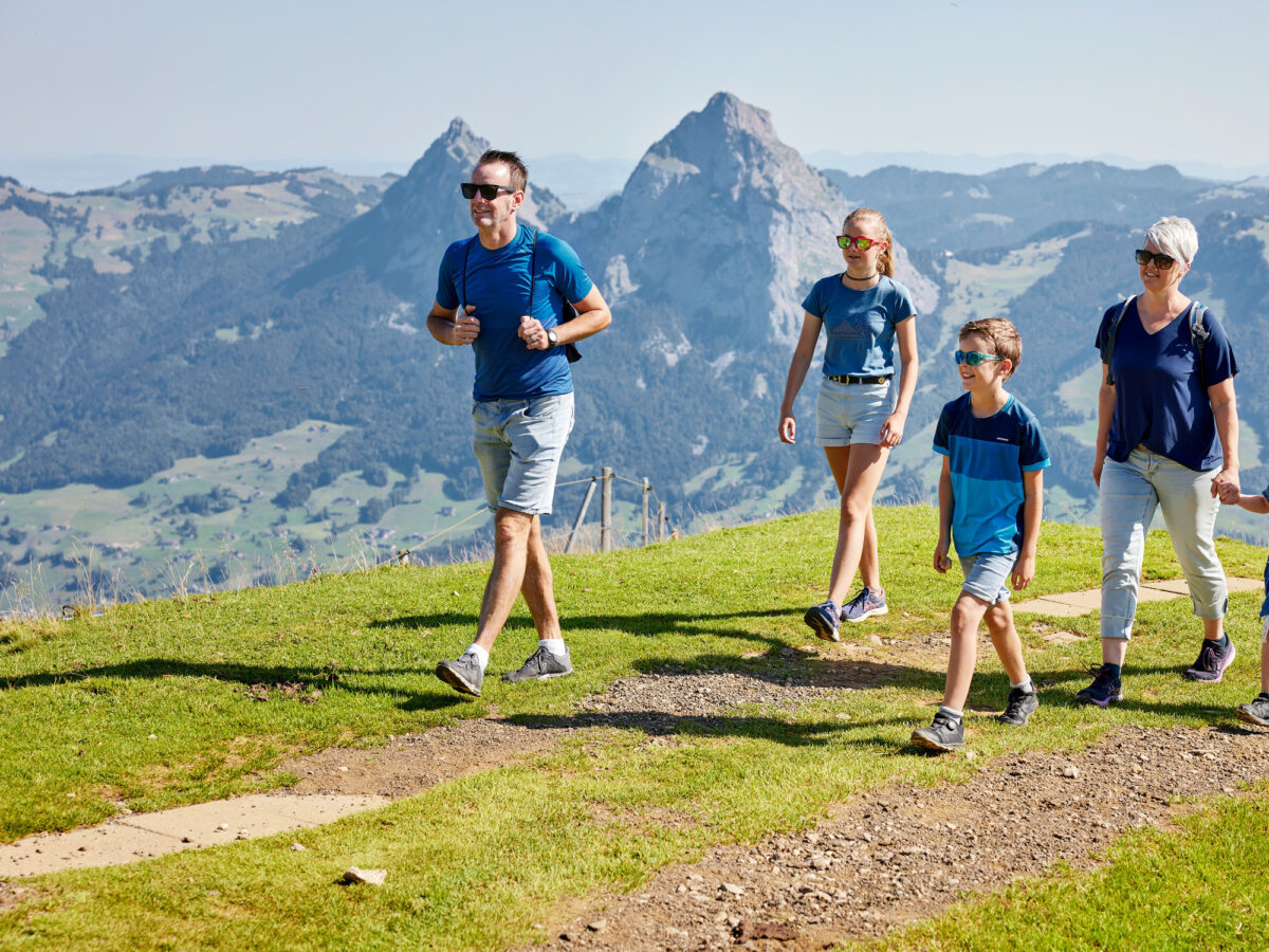 Stoos, Fronalpweg, Mythen