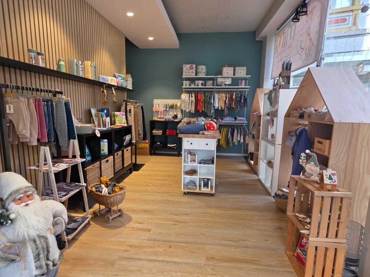 Brunnen, Mimi Kinderladen und Cafe, Spielzimmer