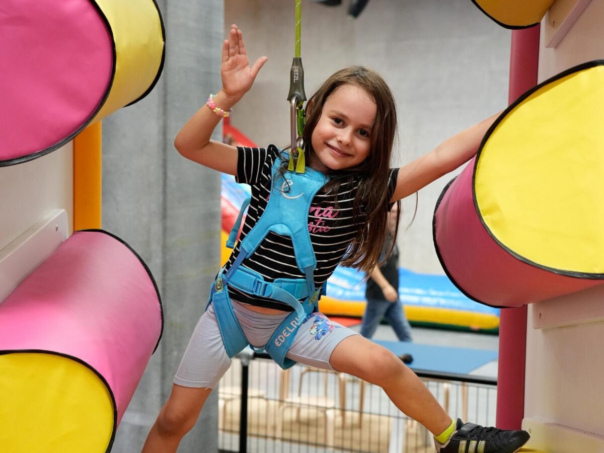Movecity, Kids Climbing